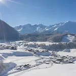 Waldhart Nyaraló *